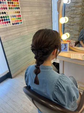 ミディアム ヘアアレンジ KEEN.渋沢/ 横溝小夏のヘアスタイル