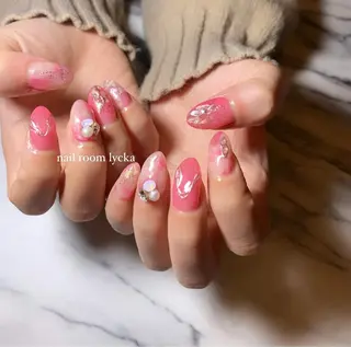 ネイル ﾈｲﾙﾙｰﾑﾘｯｶ 𝐦𝐚𝐲𝐮のネイルデザイン