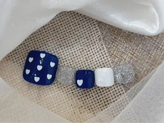 ネイル ネイルサロンクイーン 中野のネイルデザイン