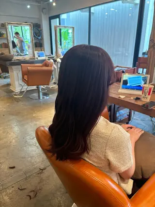 セミロング カラー 髪質改善カラー ベージュ🤎YUMEのヘアスタイル