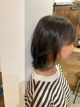 カラー 清水 美香のヘアスタイル