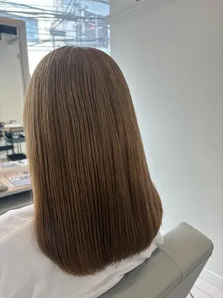 セミロング アベ ミスズのヘアスタイル