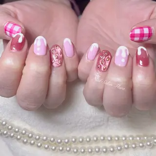 ネイル NailSalon Fluraのネイルデザイン
