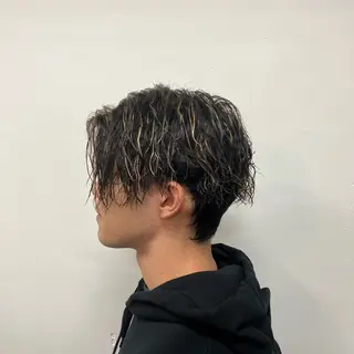 ミディアム カラー 段下 航一郎のヘアスタイル