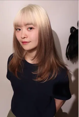 セミロング カラー 🔱ハイトーン/ デザイン/ogi🔱のヘアスタイル