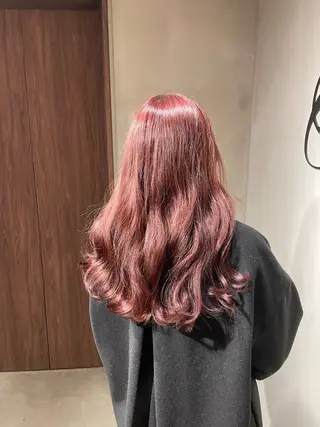 セミロング カラー 艶感/レイヤーカット 🌐Taketoのヘアスタイル