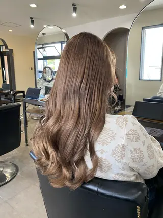 ロング maco 艶感ハイトーン🦋のヘアスタイル