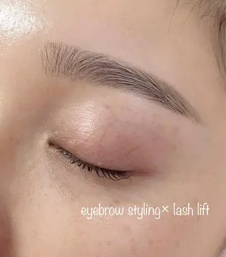 マツエク・マツパ アイブロウ n9　brow所属・n9　brow sumi.の眉毛・アイブロウイメージ