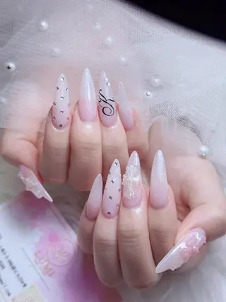 ネイル Lumi Shinokuboのネイルデザイン