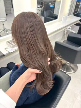 ロング カラー ParveMix 岡本えりかのヘアスタイル