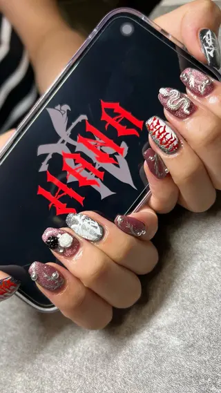 ネイル 𝐧𝐚𝐢𝐥 𝐌𝐢𝐖𝐢𝐢のネイルデザイン