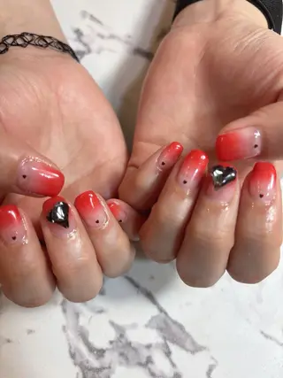 ネイル ｈｕｉｔ． 結衣のネイルデザイン