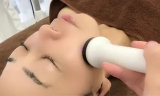 毛穴、小顔専門店 サロンドシェリーのエステ・リラクイメージ