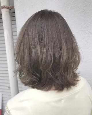ショート カラー レイヤーカット匠 イソザキノリユキのヘアスタイル