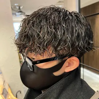 ショート パーマ メンズ 波巻きスパイラルパー マ/シャドウパーマ駿のヘアスタイル