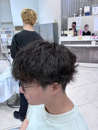 ショート パーマ メンズ 🐧デザインパーマ 🐧小沢有佑のヘアスタイル