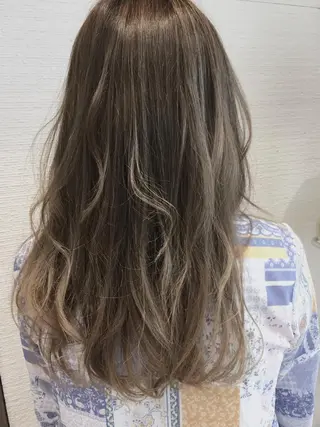 ロング カラー 清野 大のヘアスタイル