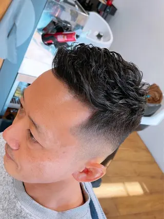 ショート パーマ メンズ 【木場✂️理容室】 メンズ清潔感カットのヘアスタイル