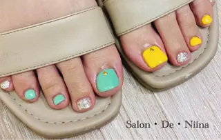 ネイル ボディビルダーSal on.DeNiinaのネイルデザイン