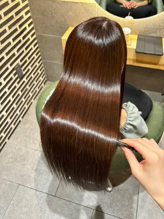 ロング カラー 清水 理愛のヘアスタイル