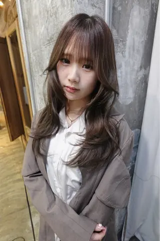 ロング Pia hair design所属・【Pia】 セナ/ハイトーンのヘアスタイル