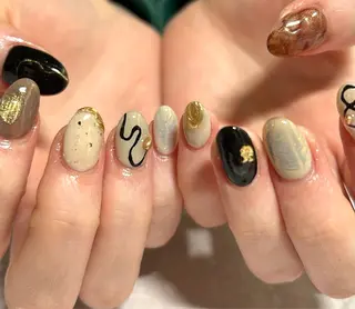 ショート 2DY NAIL SALONのネイルデザイン