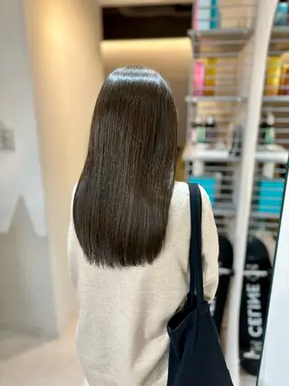 ロング カラー 藤井 ユウキのヘアスタイル