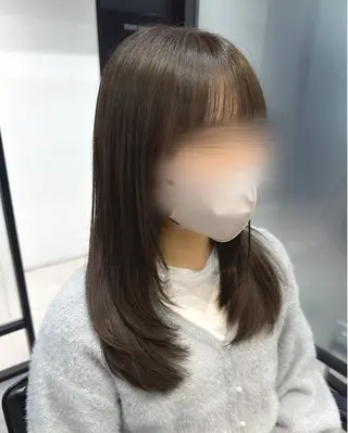 セミロング SALOWIN横浜所属・ﾚｲﾔｰ.ﾍｱｾｯﾄ 🤍宮本しおりのヘアスタイル