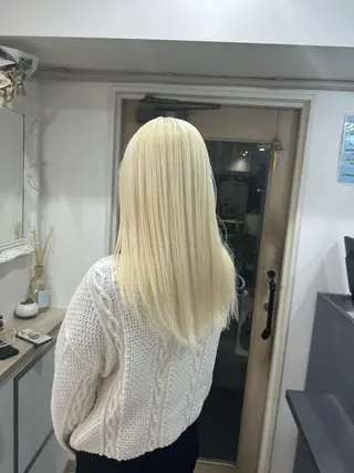 ロング ミルクティーベージュ /三村克彦のヘアスタイル