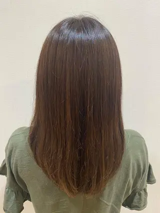 ミディアム 佐藤 優衣のヘアスタイル