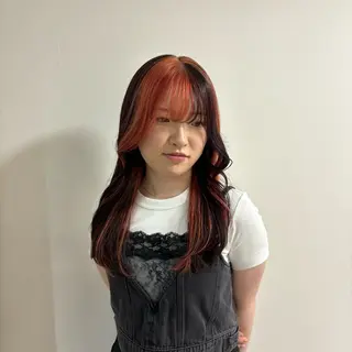 ロング オオカメ ユヅキのヘアスタイル