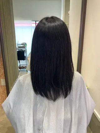 ロング 折本 沙織のヘアスタイル