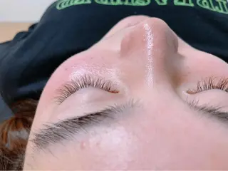 マツエク・マツパ elua eyelashの眉毛・アイブロウイメージ