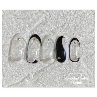 ミディアム ネイル 👑enen style👑のネイルデザイン