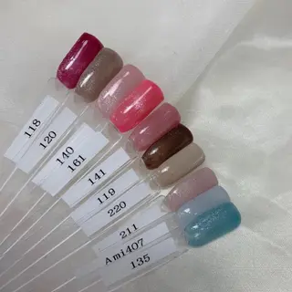 ネイル T RIRIKAのネイルデザイン