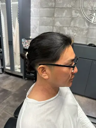 メンズ トミヤマ シュウトのヘアスタイル