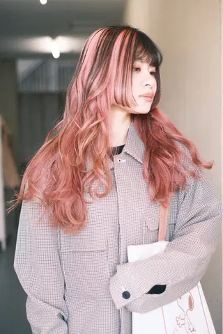 セミロング カラー ヘアアレンジ 個性爆弾💣 ダブルカラー/ゆかのヘアスタイル