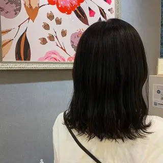 ミディアム カラー 宮澤 梨羅のヘアスタイル