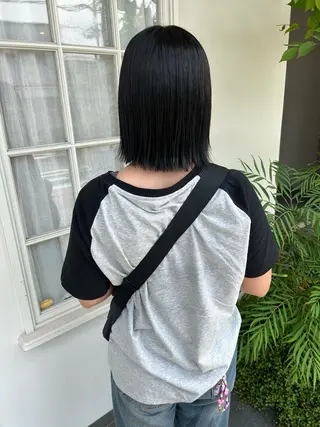 ショート カラー AGREE Momokaのヘアスタイル