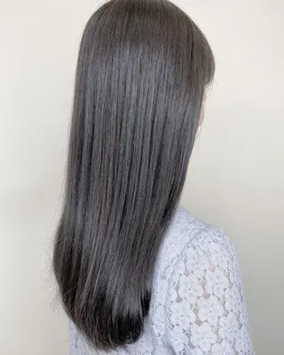 セミロング カラー 【透明感、艶髪】西村 有司のヘアスタイル