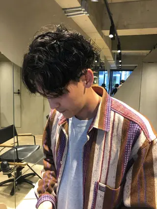 メンズ 🌈圧倒的デザイン パーマ　関和希のヘアスタイル