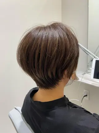 ショート カラー 廣庭 勇人のヘアスタイル