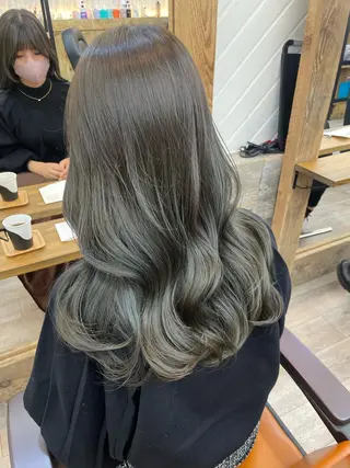 ロング カラー ヘアアレンジ 前髪顔周り✂️店長 ❤️アマミヤ❤️のヘアスタイル