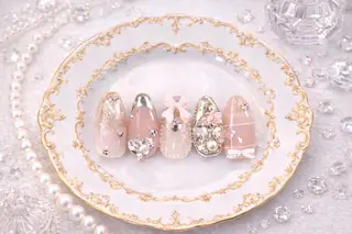 ネイル 南森町rebest 💅nailのネイルデザイン