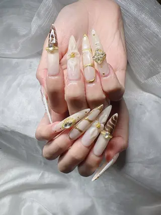ネイル Lee Nailsのネイルデザイン
