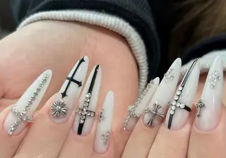 ネイル Pure&Rich Nailのネイルデザイン