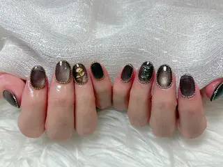 ネイル Eclat［ｴｸﾗ］ Yuriのネイルデザイン