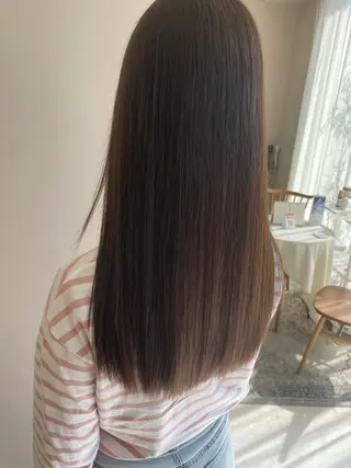 ロング 鈴木 梨瑚のヘアスタイル
