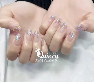 セミロング Quincy ネイル&アイラッシュのマツエク・マツパデザイン