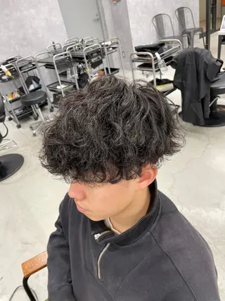 パーマ メンズ LUXBE LUCE 愁のヘアスタイル